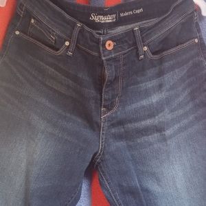 Levi capris size 12